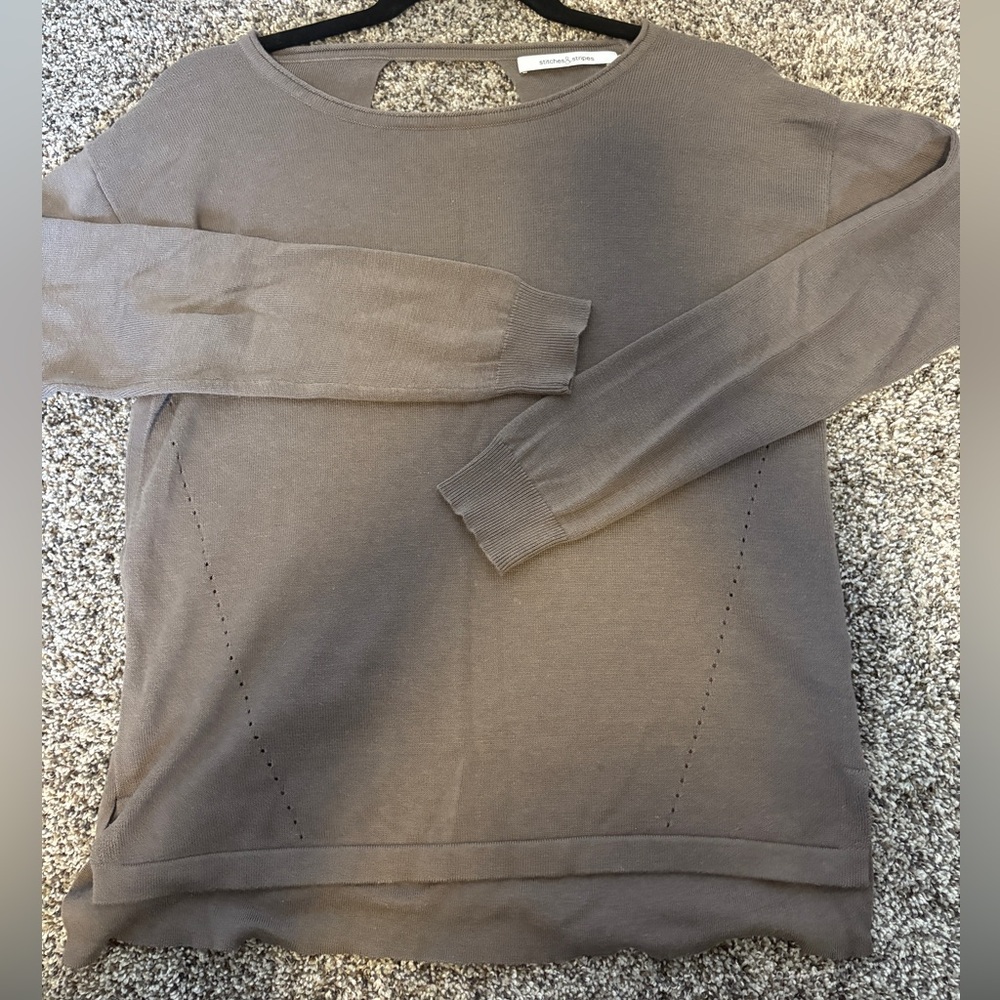 Stitch fix Gray Long Sleeve Sweater